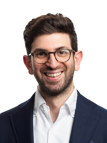 Dr Enis Kocak